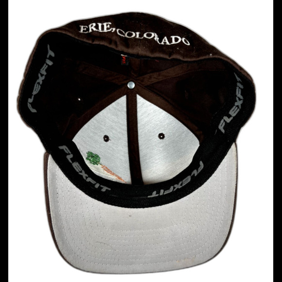24 Carrot Bistro Trucker Hat Brown Embroidered Carrot Erie Colorado Flexfit L-XL - Picture 4 of 5